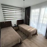 Luxury Two-bedroom At Four Seasons Life 2 16-b *